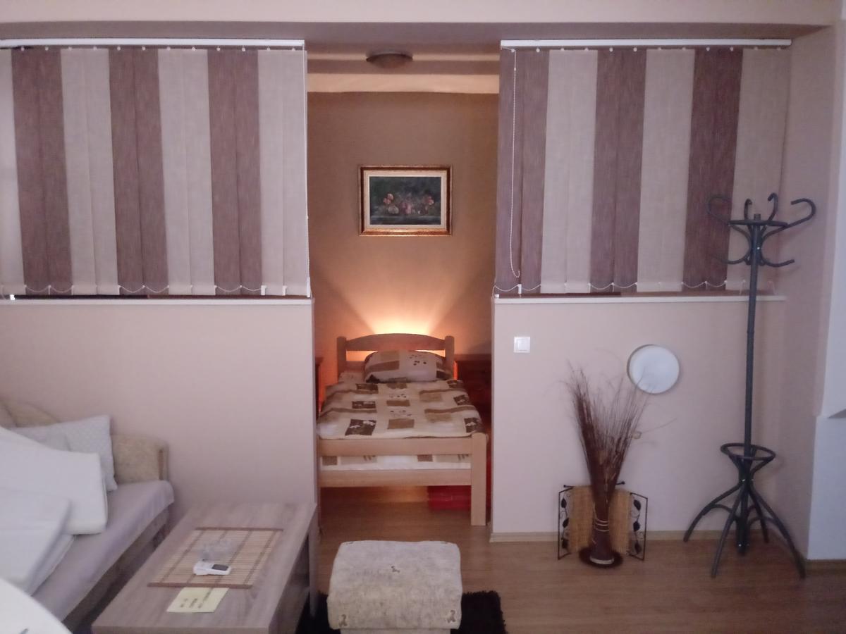Apartment Elegant Мостар Екстериор снимка
