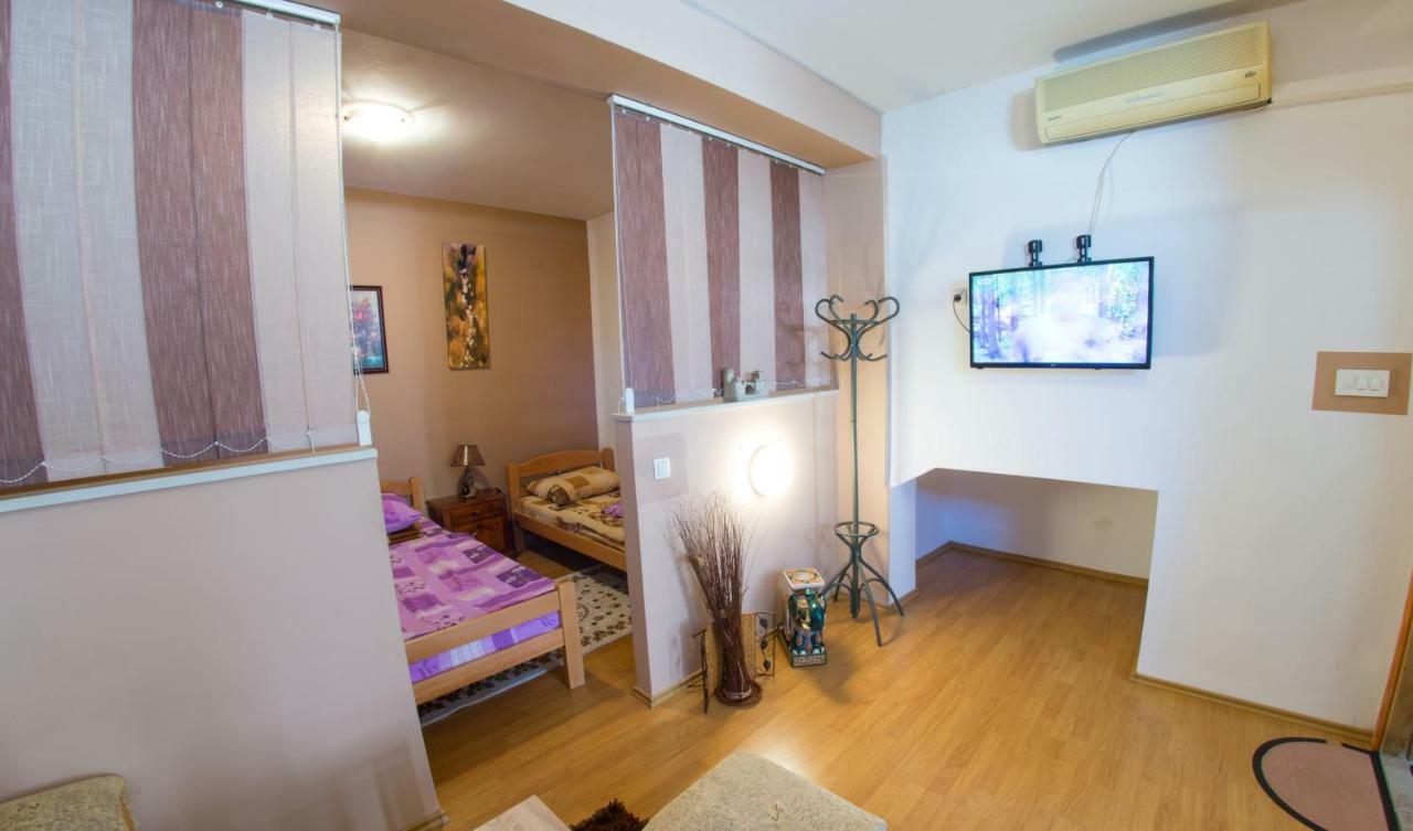 Apartment Elegant Мостар Екстериор снимка