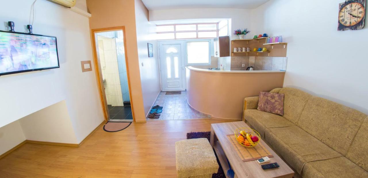 Apartment Elegant Мостар Екстериор снимка
